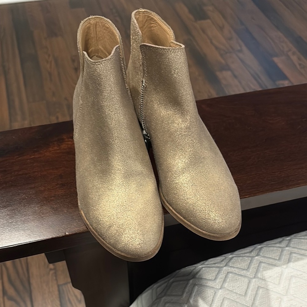Elegant Gold Ankle Boots